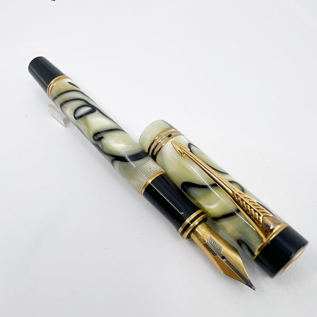 Parker Norman Rockwell Duofold Centennial Limited Edition Unique Swirly  Black & Pearl Fountain Pen - Medium 18kt Gold Nib -  Trim Rings and the Cap Top Medallion are Solid 18k Gold!