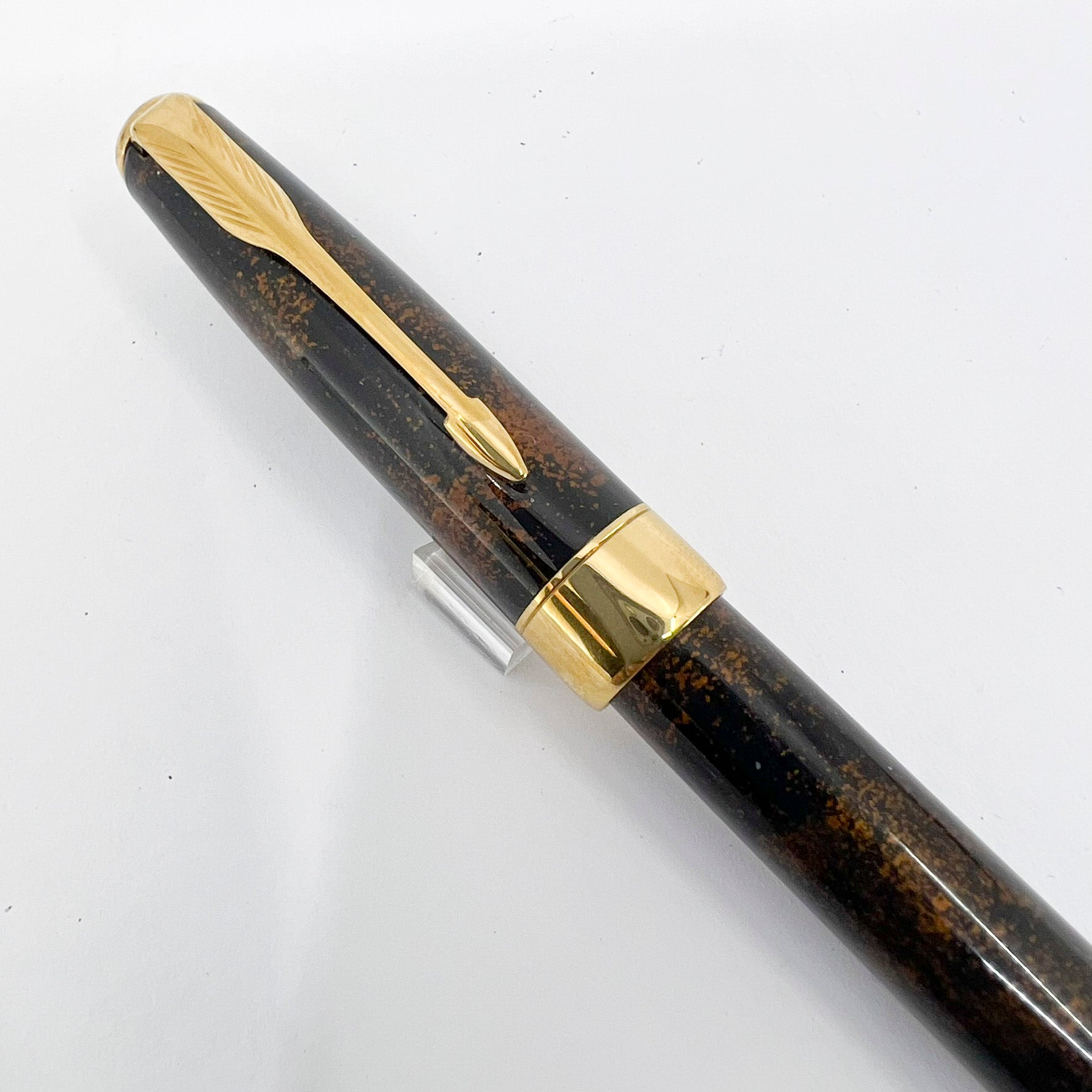 Parker Sonnet Chinese Laque Vision Fonce/Dark Brown & Gold Flecks Parker Sonnet Chinese Laque Vision Fonce/Dark Brown & Gold Flecks