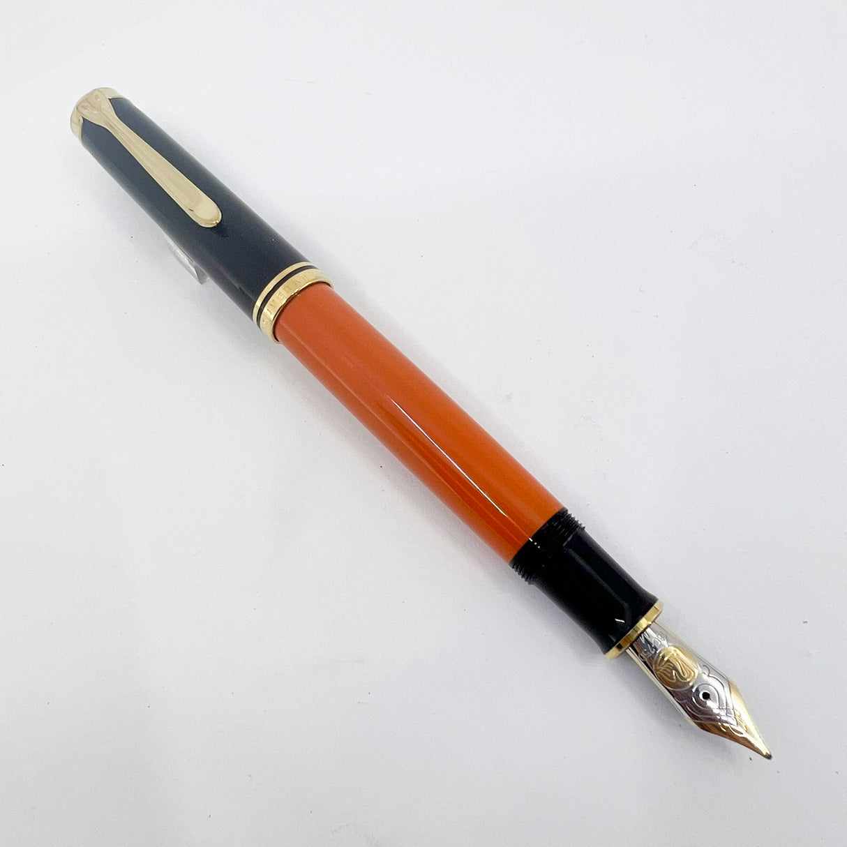 Pelikan M800 Souveran Burnt Orange  Fountain  Pen - Medium 18kt Gold Nib