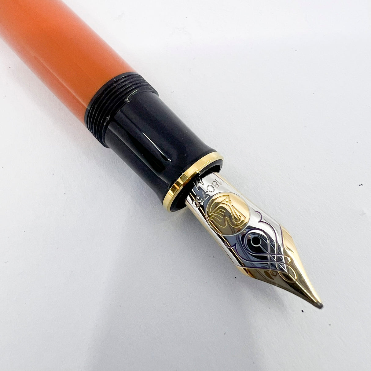 Pelikan M800 Souveran Burnt Orange  Fountain  Pen - Medium 18kt Gold Nib