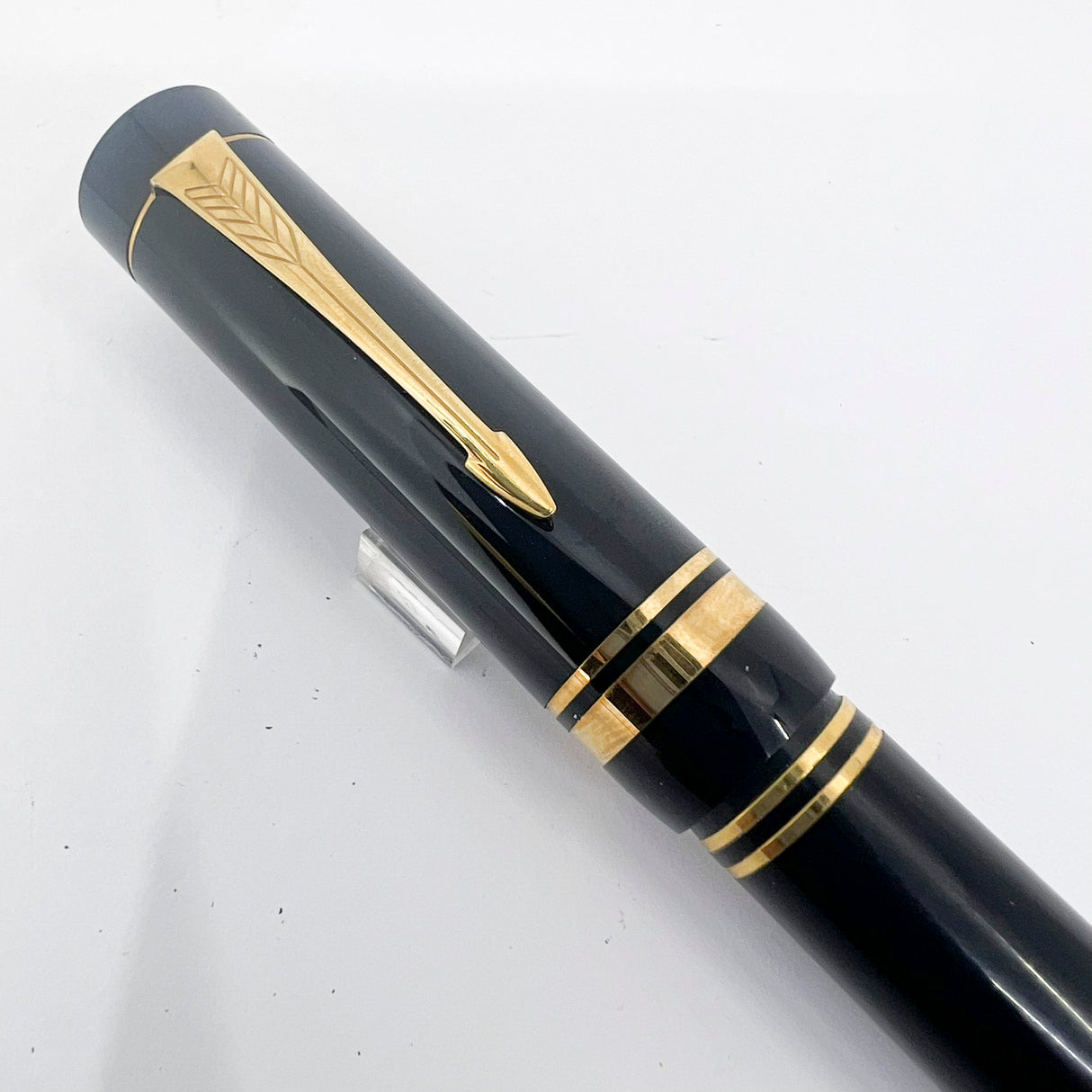 Parker Duofold Centennial (Largest) Black  Fountain Pen - Broad Oblique #91 18kt Gold Nib (Circa 1989)