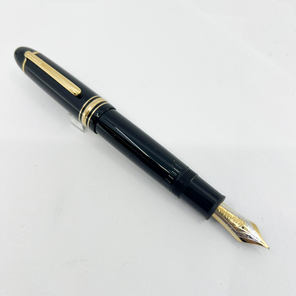 Montblanc Meisterstuck #149 Fountain Pen - Largest Of The Meisterstucks - Medium 18kt Gold Nib - MINT!