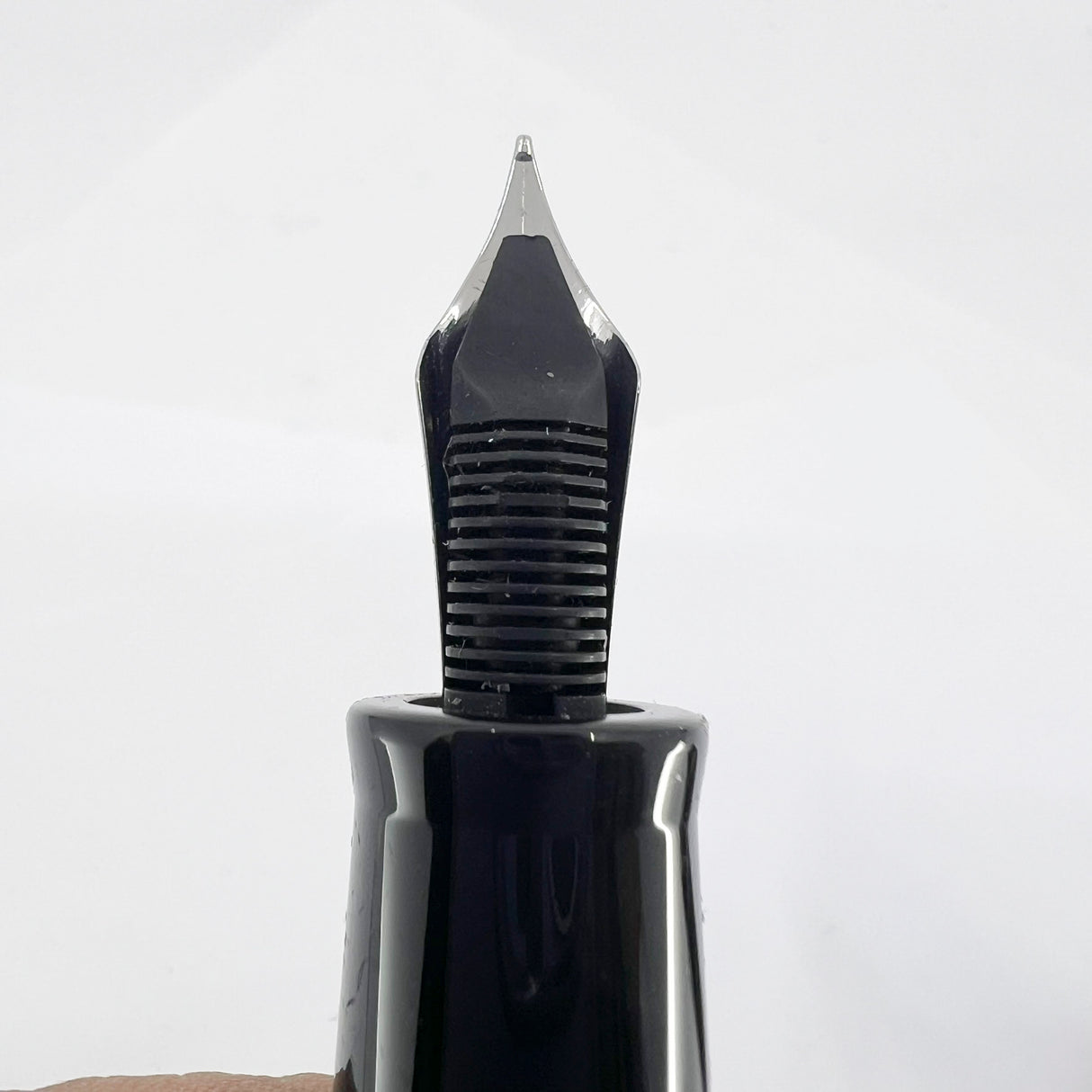 Delta  DolceVita Mid-size, Piston Fill .925 Sterling Silver Trim Fountain Pen -  Medium 14kt Gold Nib