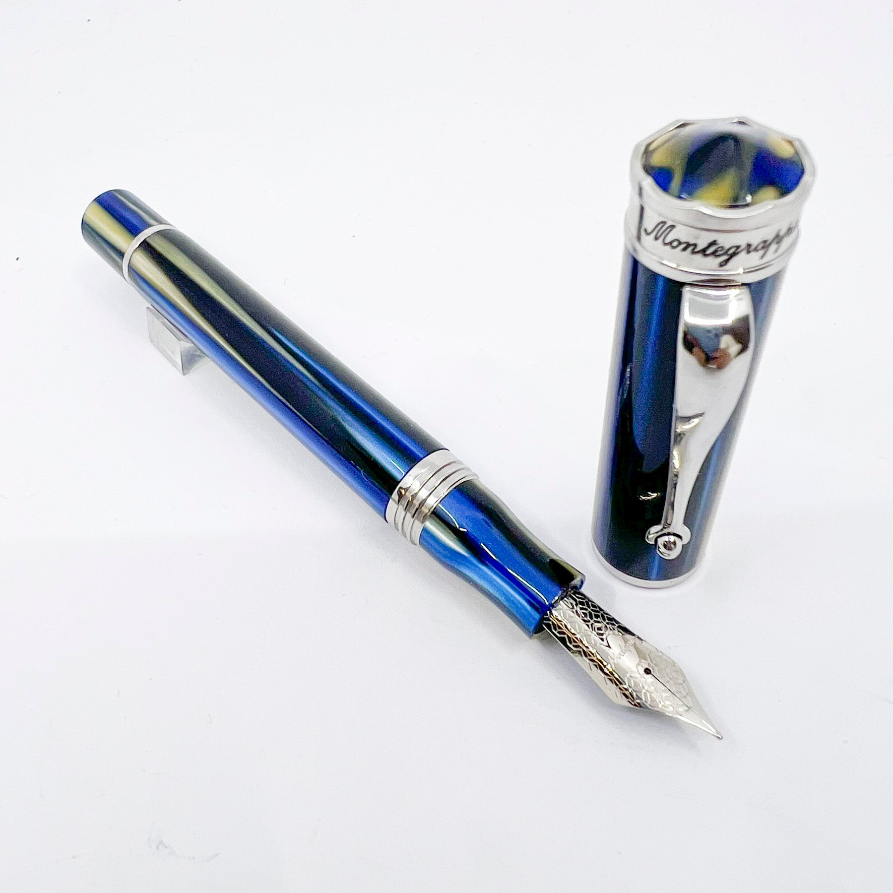 Montegrappa Ducale Murano Mare Fountain Pen - Medium Stainless