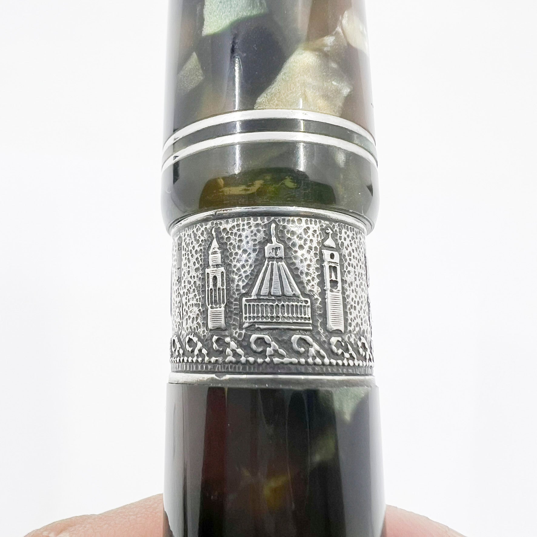 Delta Nazareth 2000 Limited Edition Fountain Pen - Broad 18kt Gold