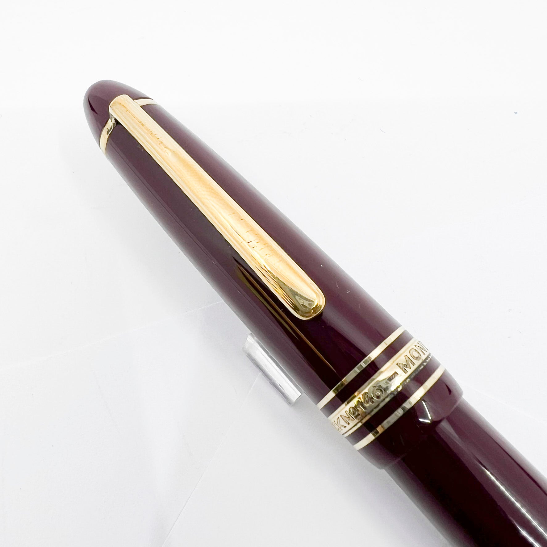 Montblanc Meisterstuck Bordeaux Resin #146 LeGrand Fountain Pen