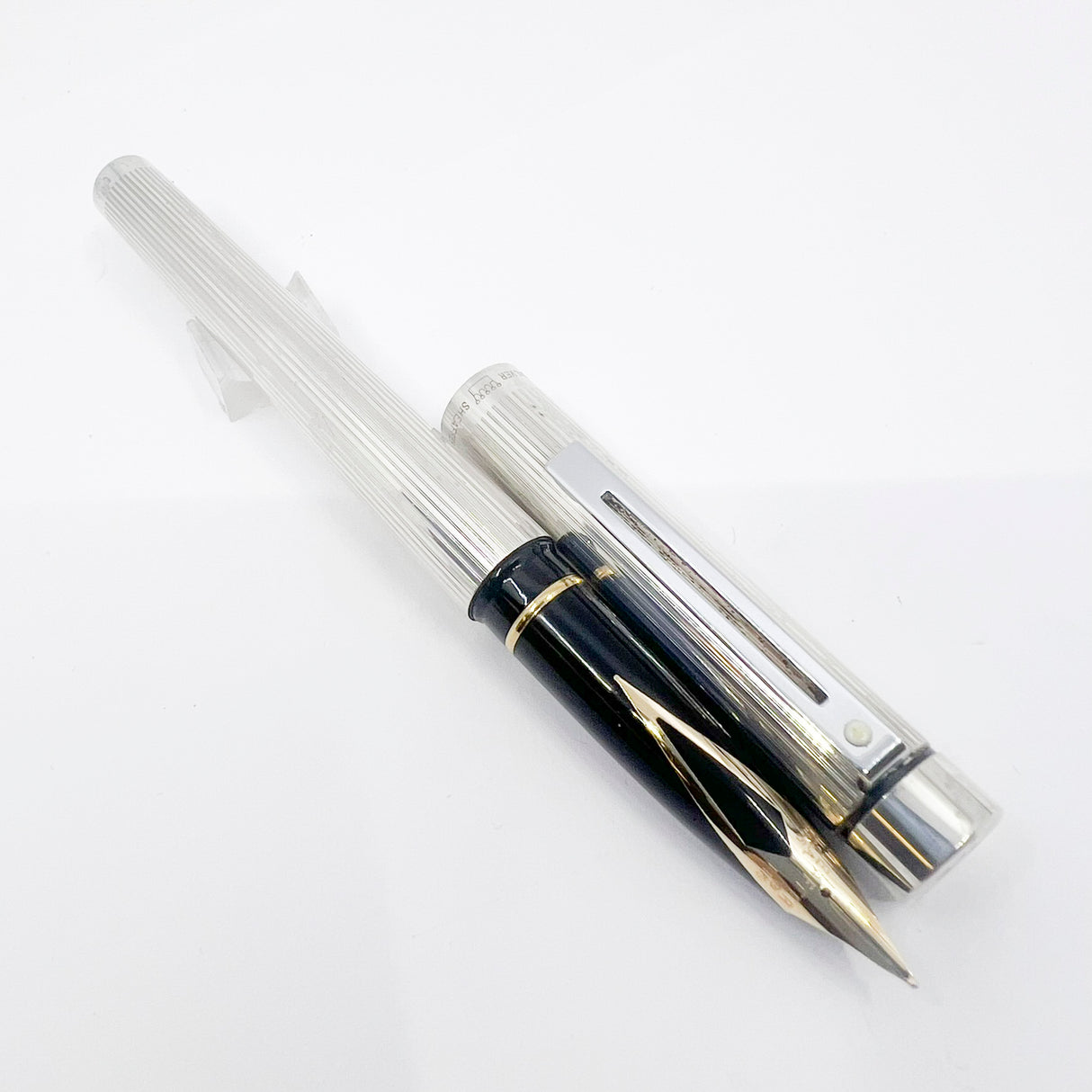 Sheaffer Full-Size Targa Sterling Silver Etched Vertical Stripes Fountain Pen - Medium 14kt Gold Nib