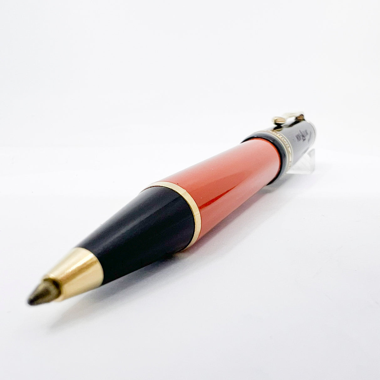 Montblanc Ernest Hemingway Writer's Limited Edition Ballpoint Pen -  1992 - The First of the 33 Year Old Annual Writer Series