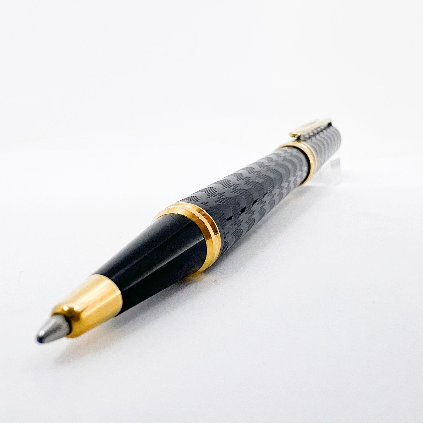 Balpen Type Opera Waterman Man 100 Opera Black Chased Ballpoint Pen – Fountain Pen Hospital