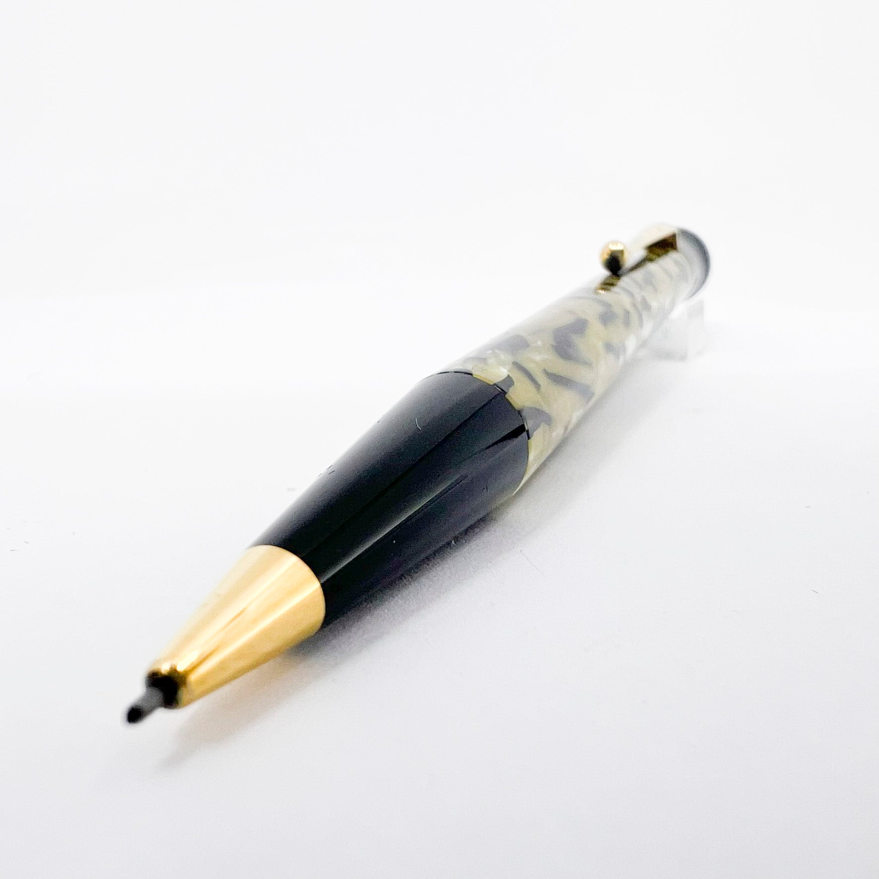 【MONTBLANC Oscar Wilde 万年筆】 Montblanc Oscar Wilde Writer Series Limited Edition Mechanical