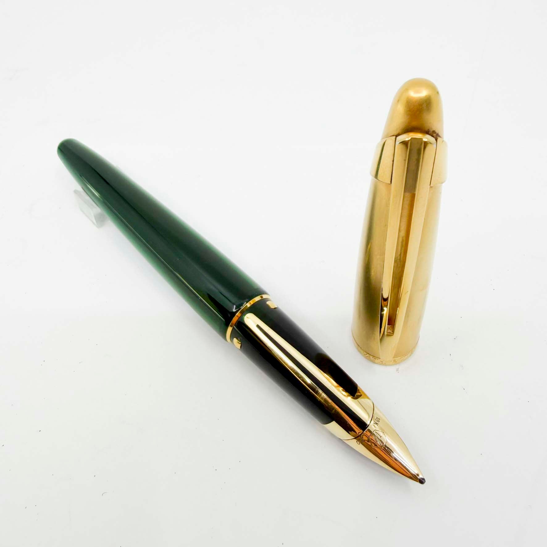 Waterman Edson Green Translucent Fountain Pen - Broad 18kt Gold