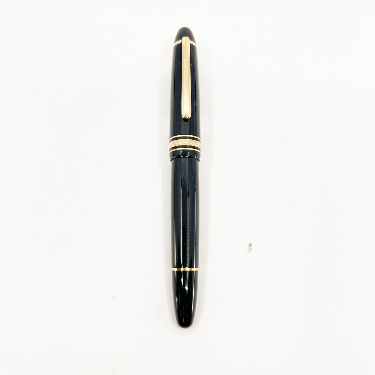 Montblanc Black Resin Meisterstuck #146 LeGrand Fountain Pen - Semi-Flex Medium 14kt Gold  Nib