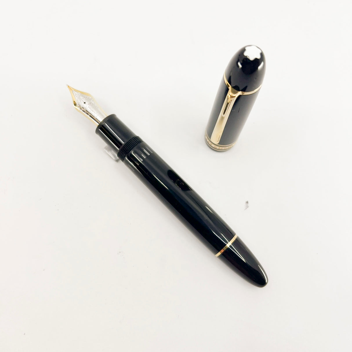 Montblanc Meisterstuck Black Resin #149 (Largest) Fountain Pen - Flexible Fine 18kt Gold Nib