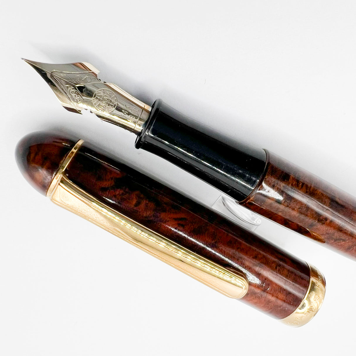 Early Nakaya Briarwood Fountain Pen - Fine 14kt Gold Elastic Nib