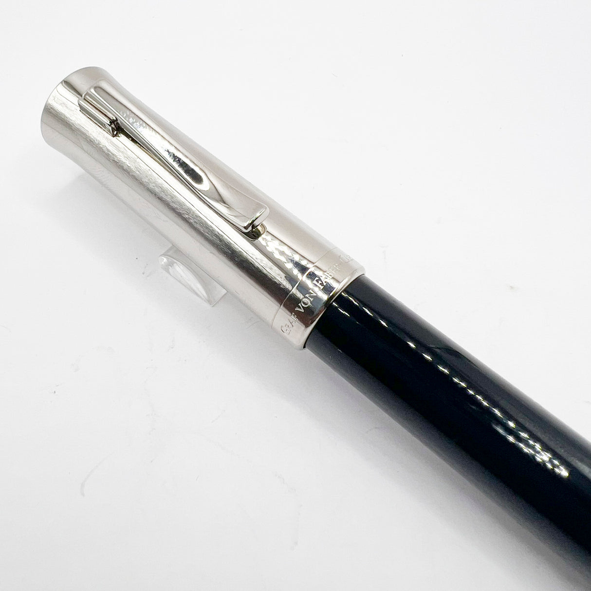 Graf von Faber Castell Intuition Fountain Pen - Chrome Cap/Black Smooth Resin Barrel - Fine 18kt Gold Nib