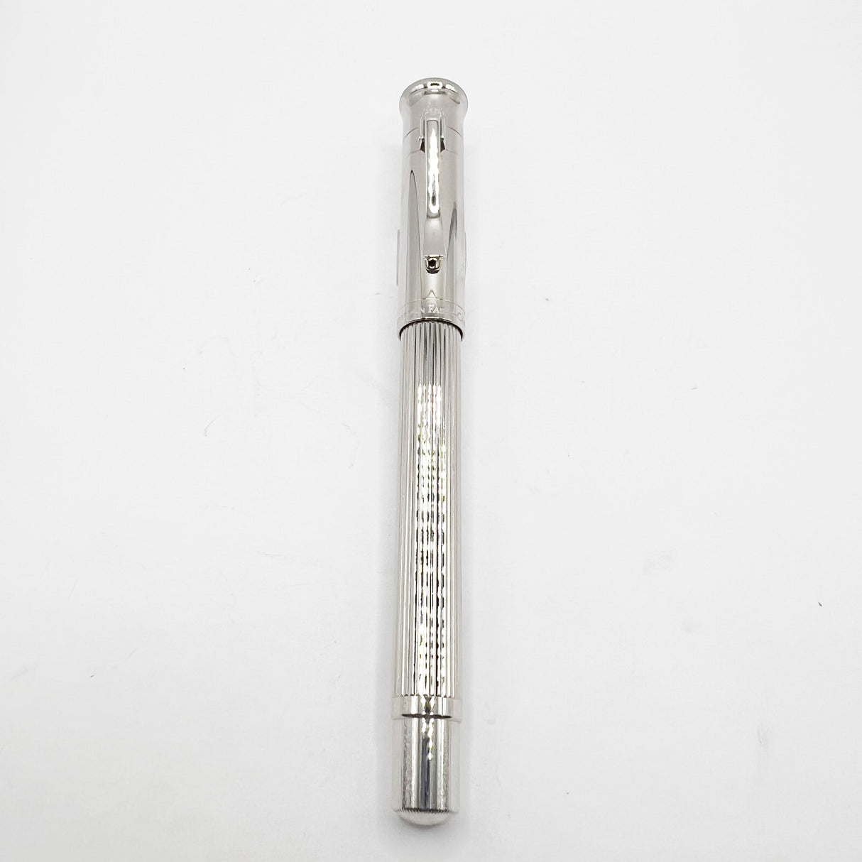 Graf von Faber Castell Platinum-Plated Classic Fountain Pen -  Fine 18kt Gold Nib