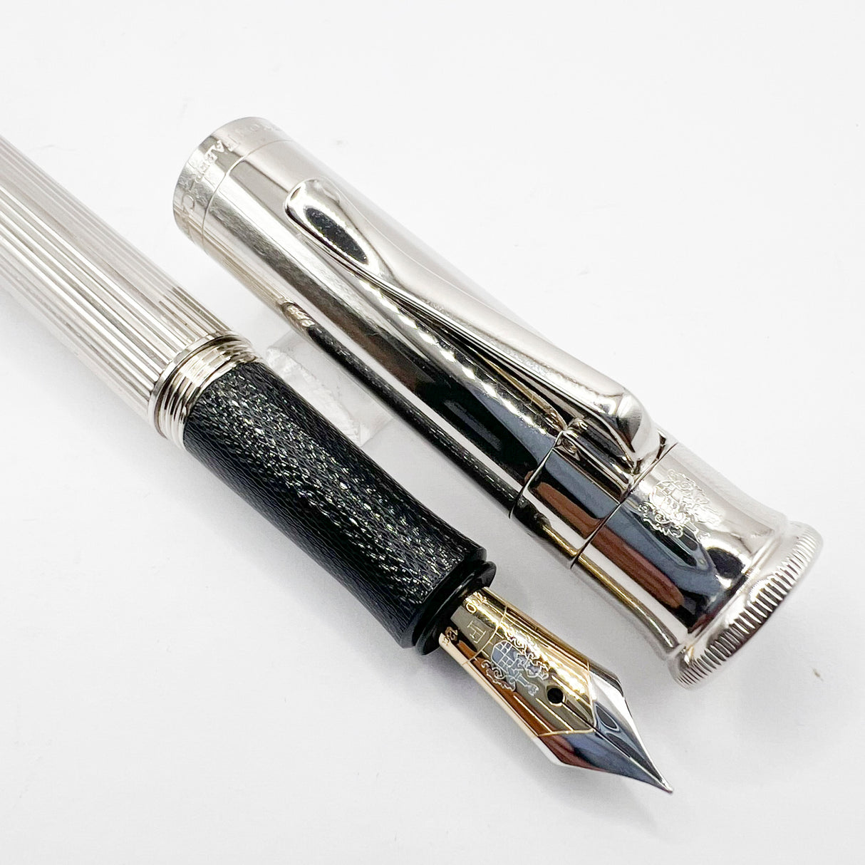Graf von Faber Castell Platinum-Plated Classic Fountain Pen -  Fine 18kt Gold Nib