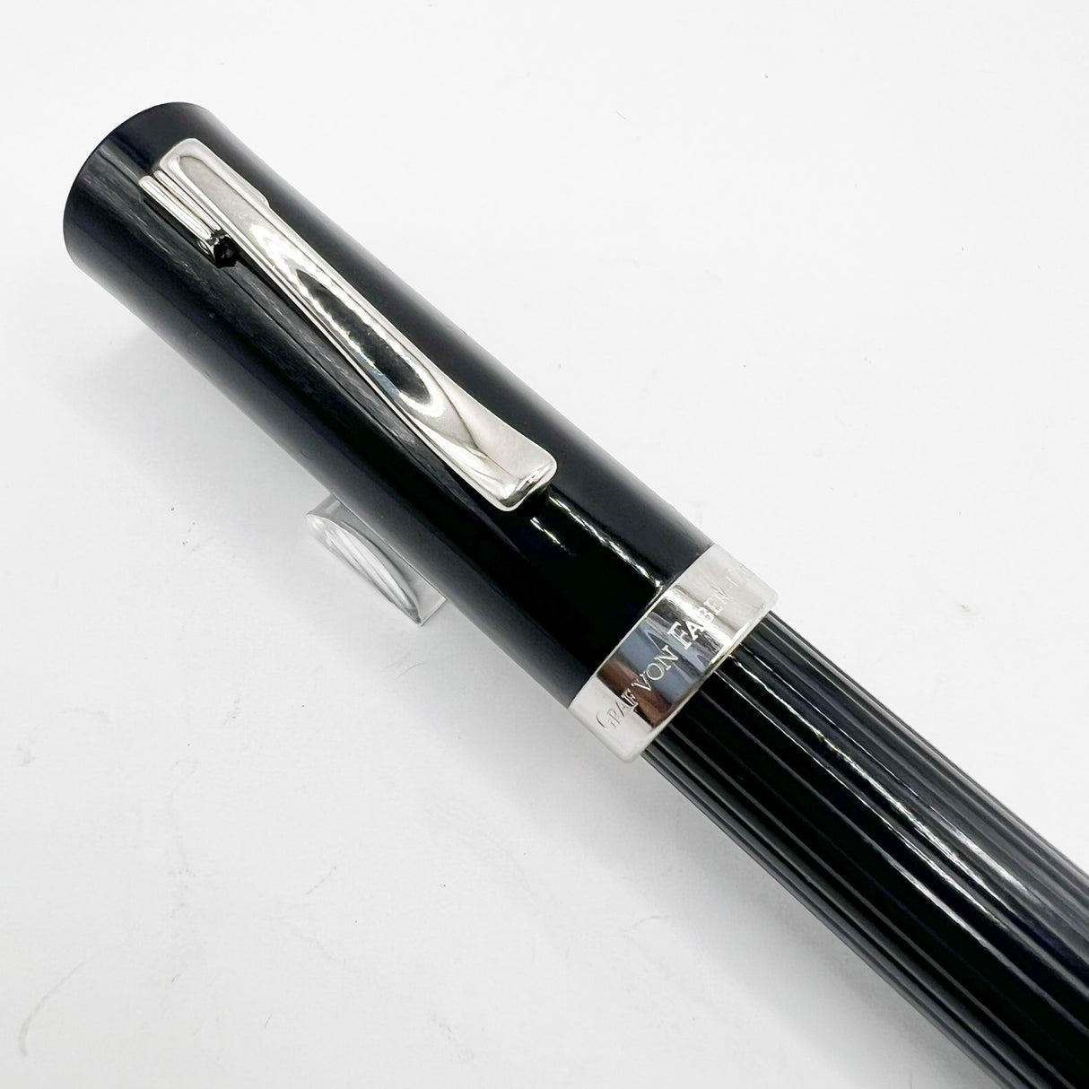 Graf von Faber Castell Intuition Fountain Pen - Black Smooth Resin  Cap/Black Fluted Resin Barrel - Fine 18kt Gold Nib
