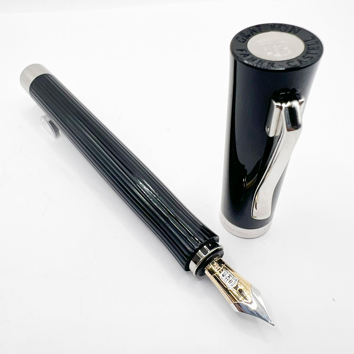 Graf von Faber Castell Intuition Fountain Pen - Black Smooth Resin  Cap/Black Fluted Resin Barrel - Fine 18kt Gold Nib
