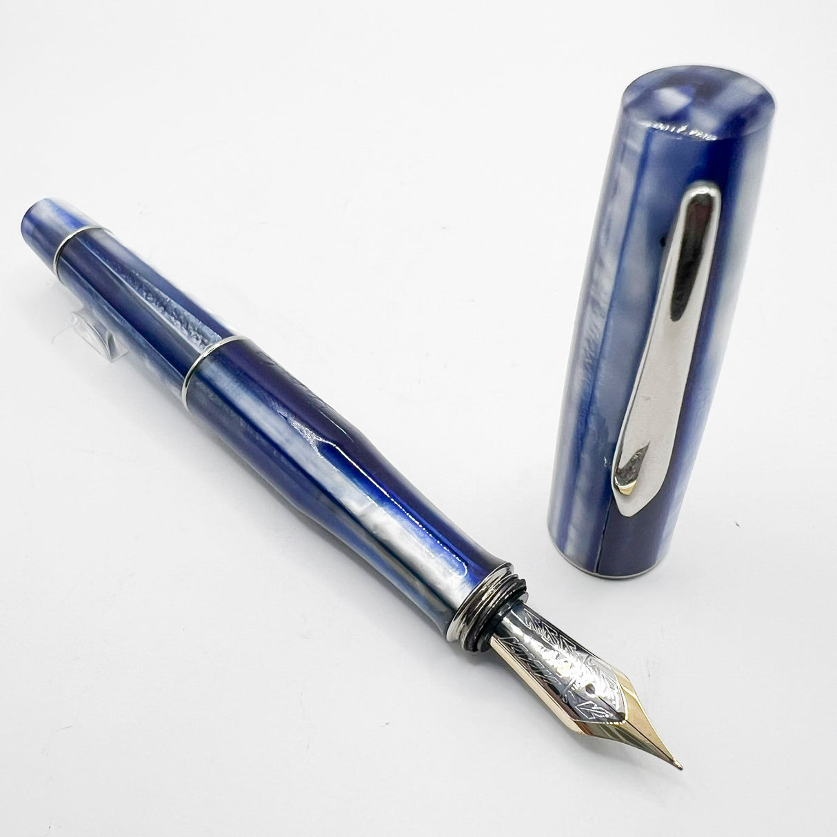 Stipula Duetto Pacific Blue Fountain Pen -  Fine 18kt Gold Nib