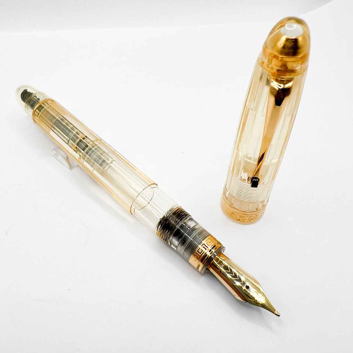 OMAS Ogiva Transparent Fluted Demonstrator Fountain Pen -  Broad 18kt Gold Nib