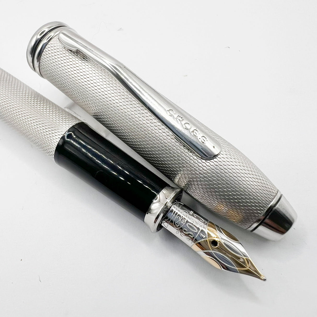 Cross Pinnacle Sterling Silver Barleycorn Fountain Pen -  Fine 18kt Gold Nib