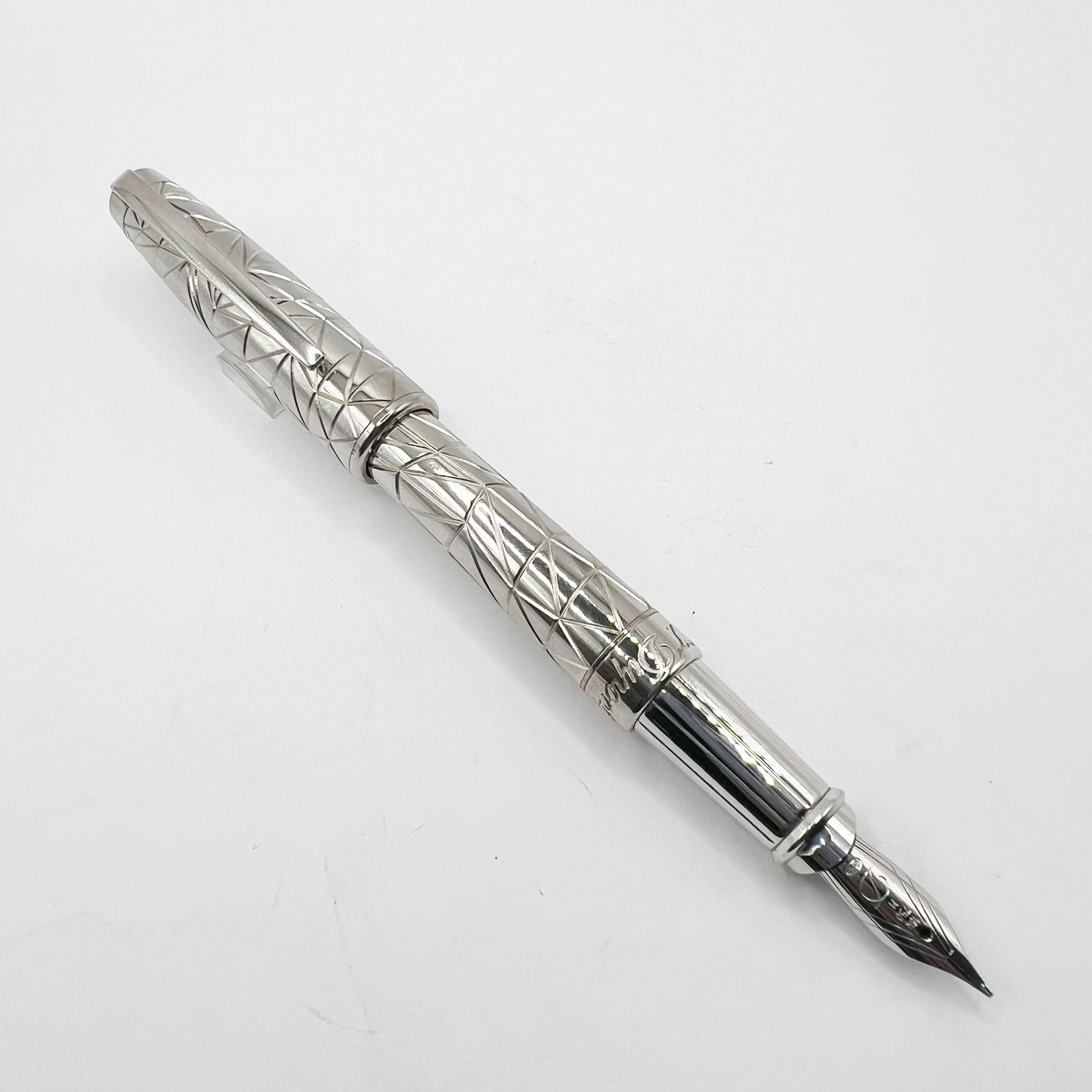 S.T. Dupont Olympio Graphic Fountain Pen - Medium 18kt Gold Nib
