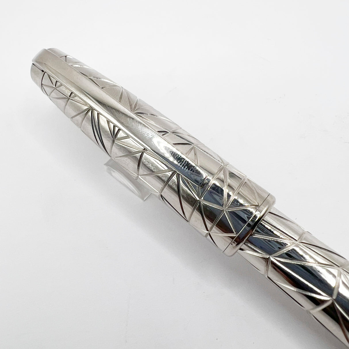 S.T. Dupont Olympio  Graphic Fountain Pen -  Medium 18kt Gold Nib