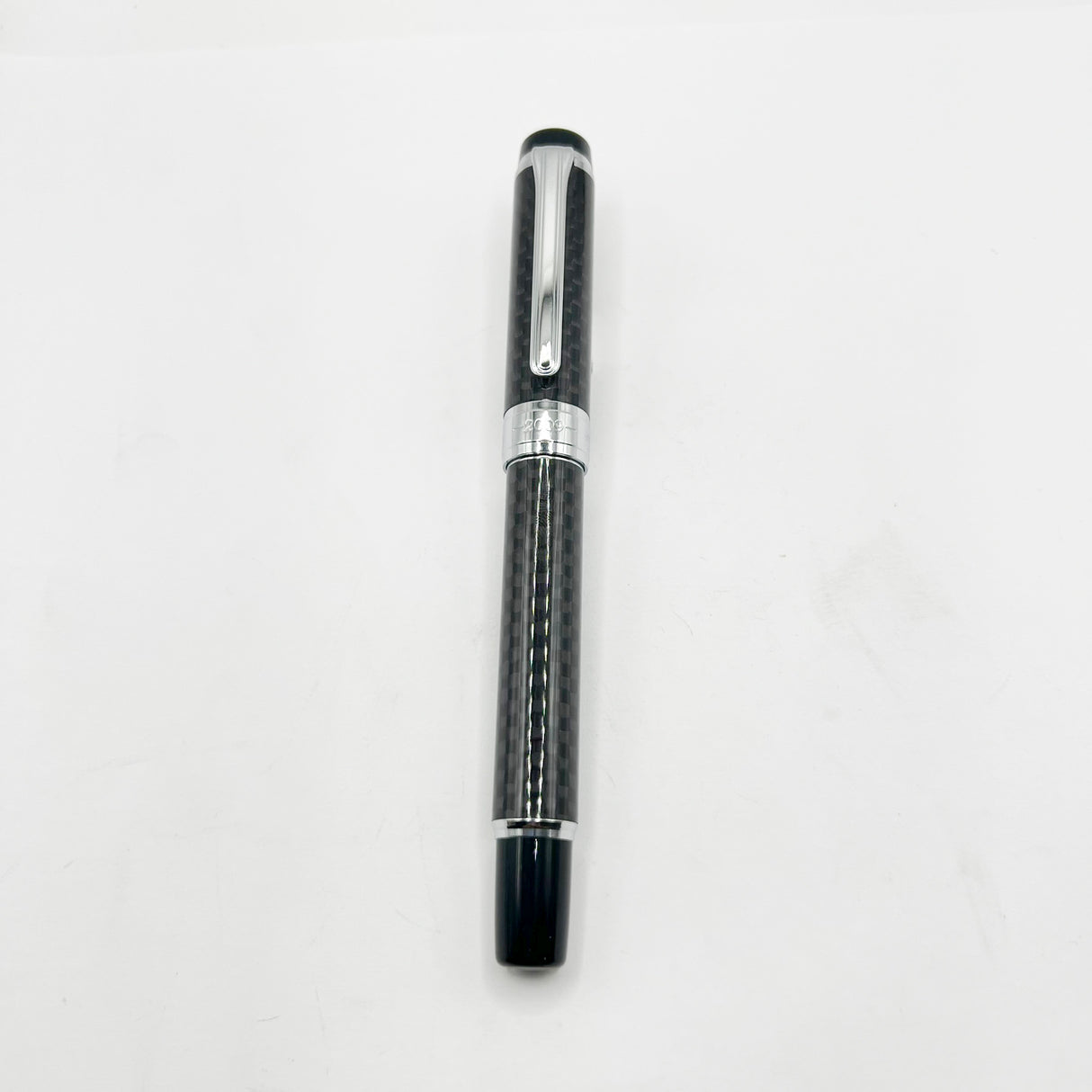 Sailor White Metal Barleycorn Guilloche Fountain Pen -  Medium 14kt Gold Nib