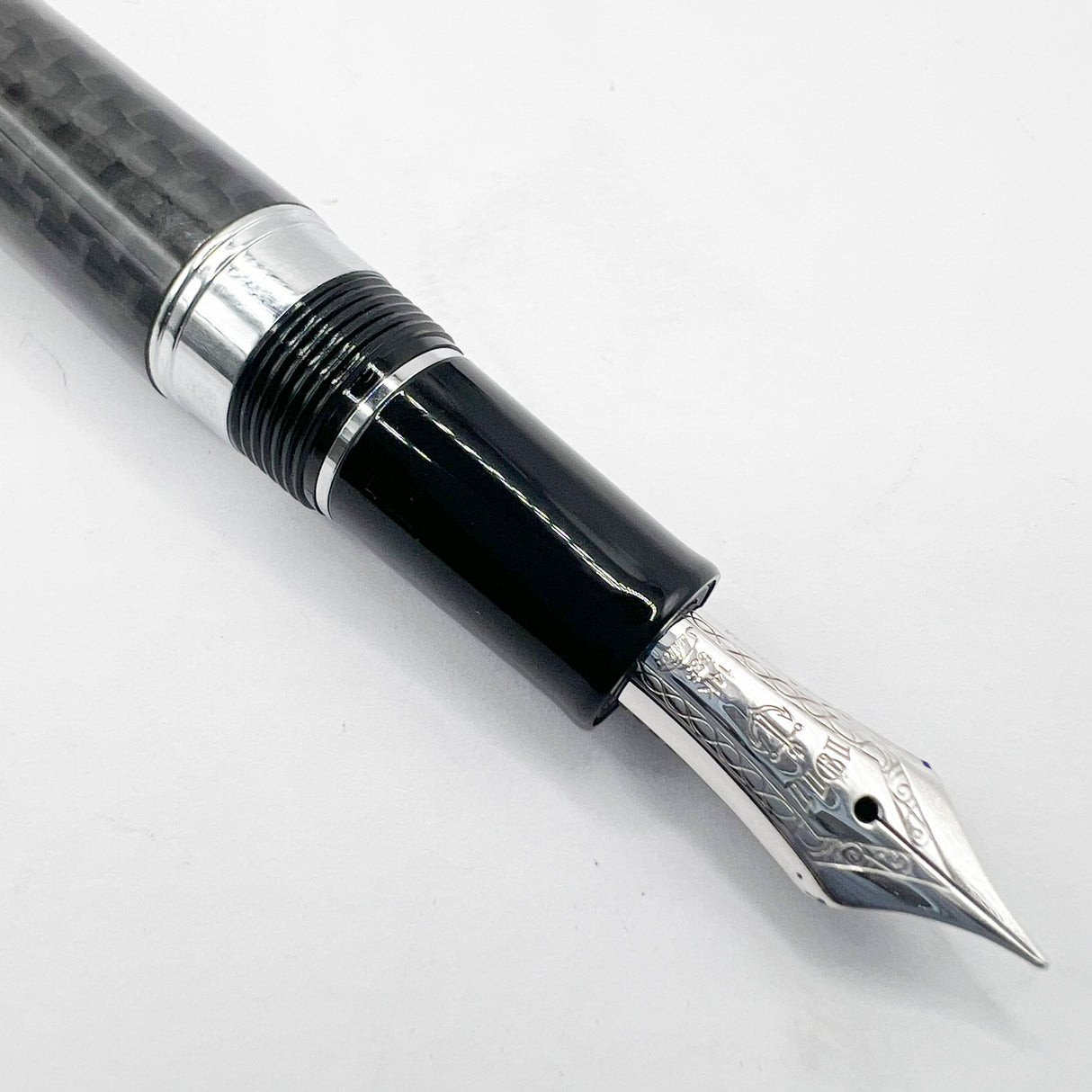 Sailor Collaboration with Yonex Carbon Graphite Fountain Pen -  Medium 14kt Gold Nib