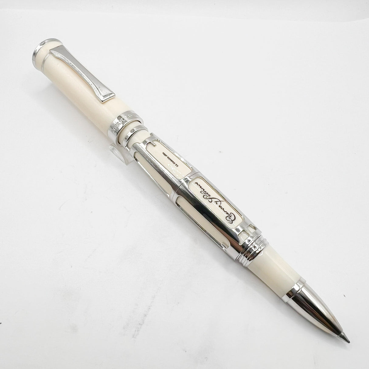 Cuervo y Sobrinos Limited Edition La Bella Habanera Rollerball
