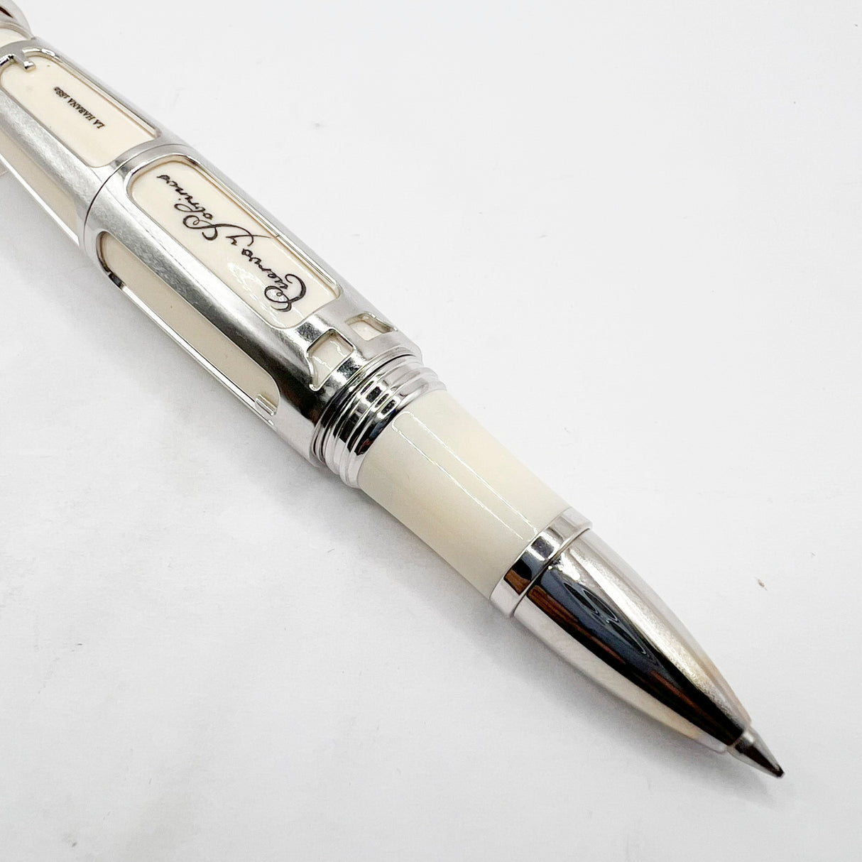 Cuervo y Sobrinos Limited Edition La Bella Habanera Rollerball