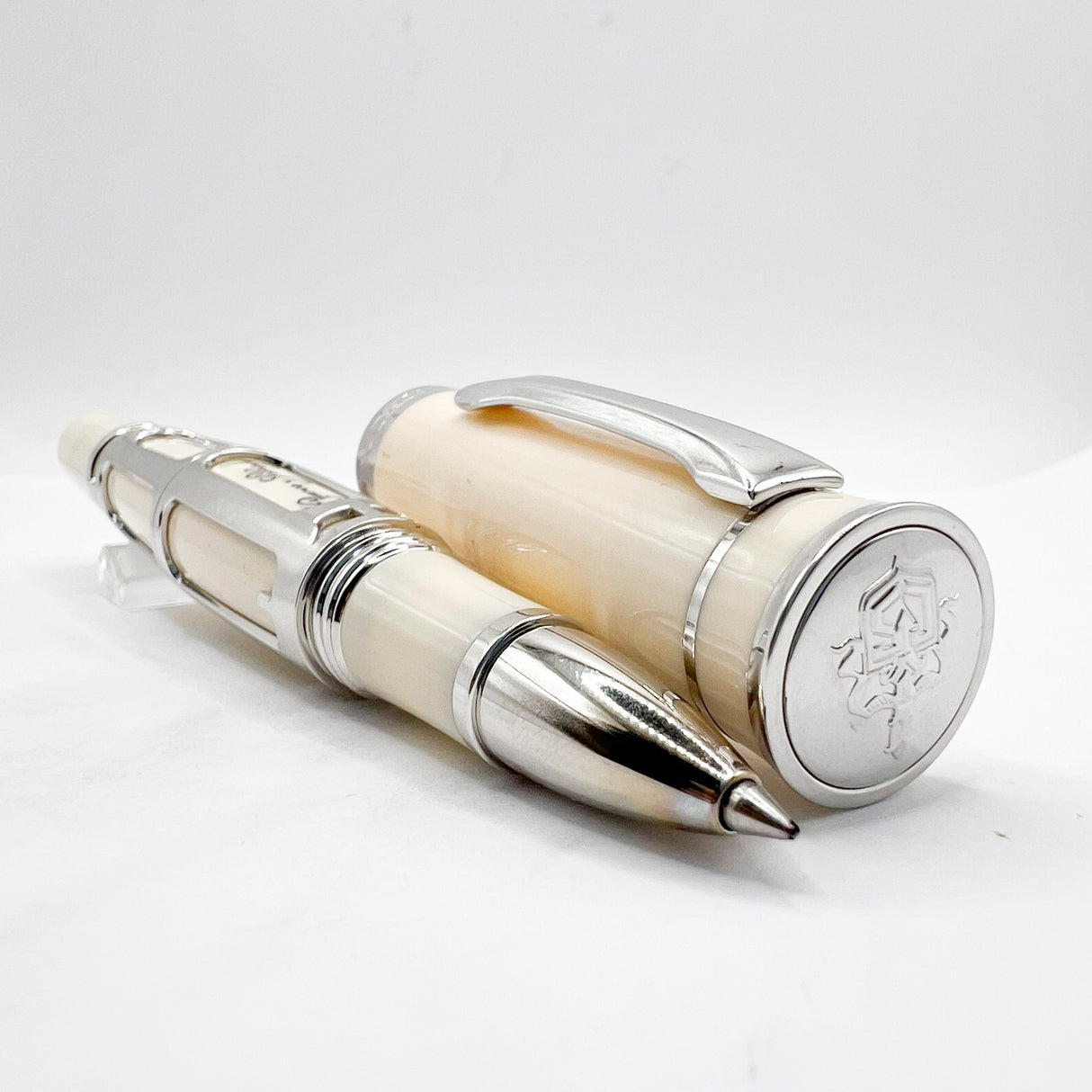 Cuervo y Sobrinos Limited Edition La Bella Habanera Rollerball