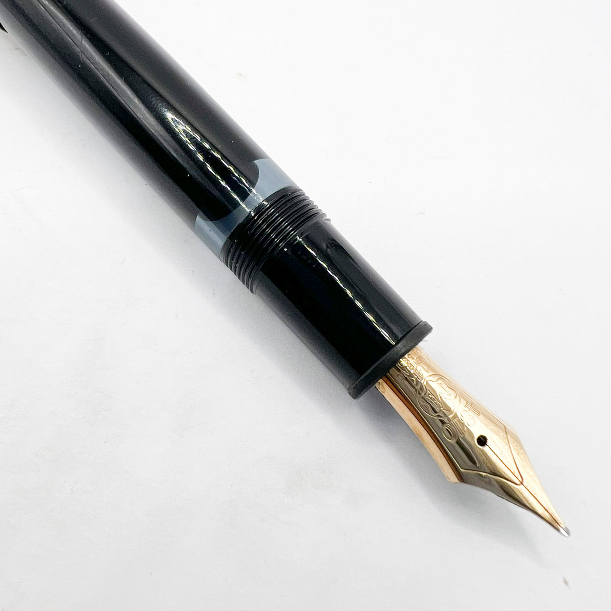 Montblanc Meisterstuck Black Resin #146 LeGrand Fountain Pen -  Medium 14kt Gold Nib