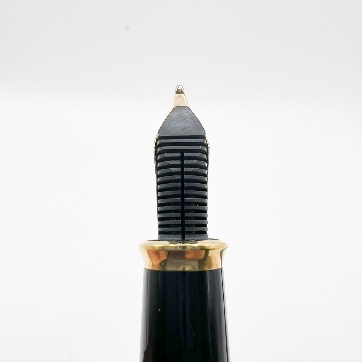 Cross Townsend Blue Lapis Lazuli/ 22K Gold Dust Fountain Pen - Medium  18kt Kt Gold Nib