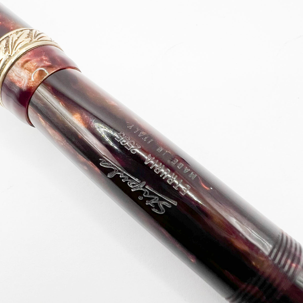 Stipula Early Etruria Variegated Burgundy & Amber Celluloid Fountain Pen- 9kt Gold Cap Band & Trim  -   Fine 18Kt Gold Nib