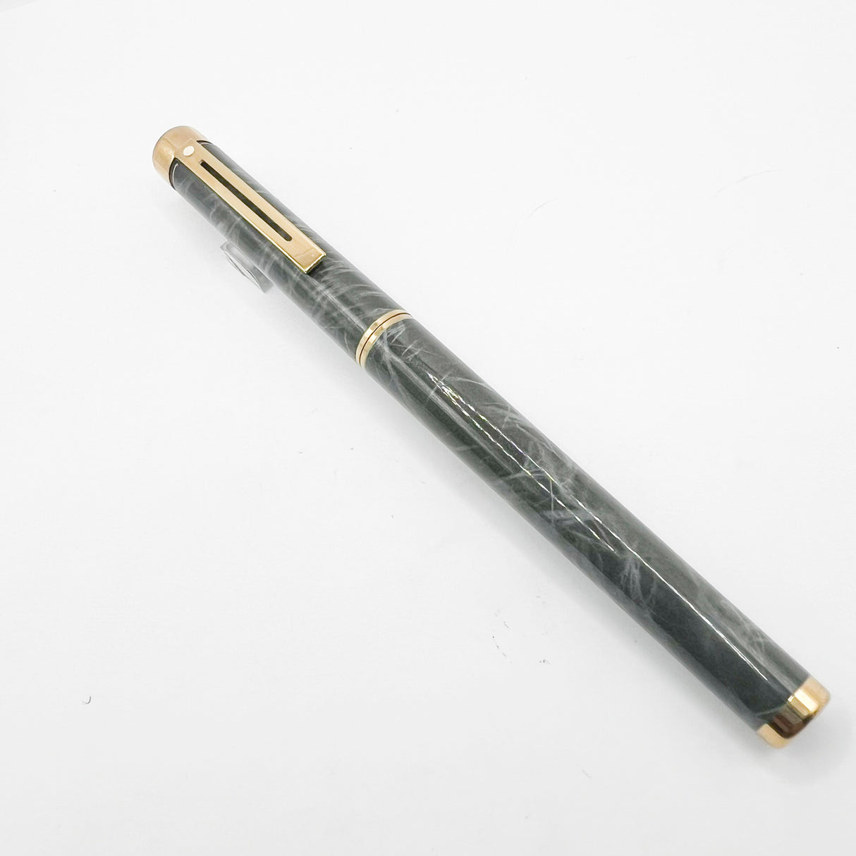 Sheaffer Full Size Targa Gray Ronce Fountain Pen - Fine  14kt Kt Gold Nib