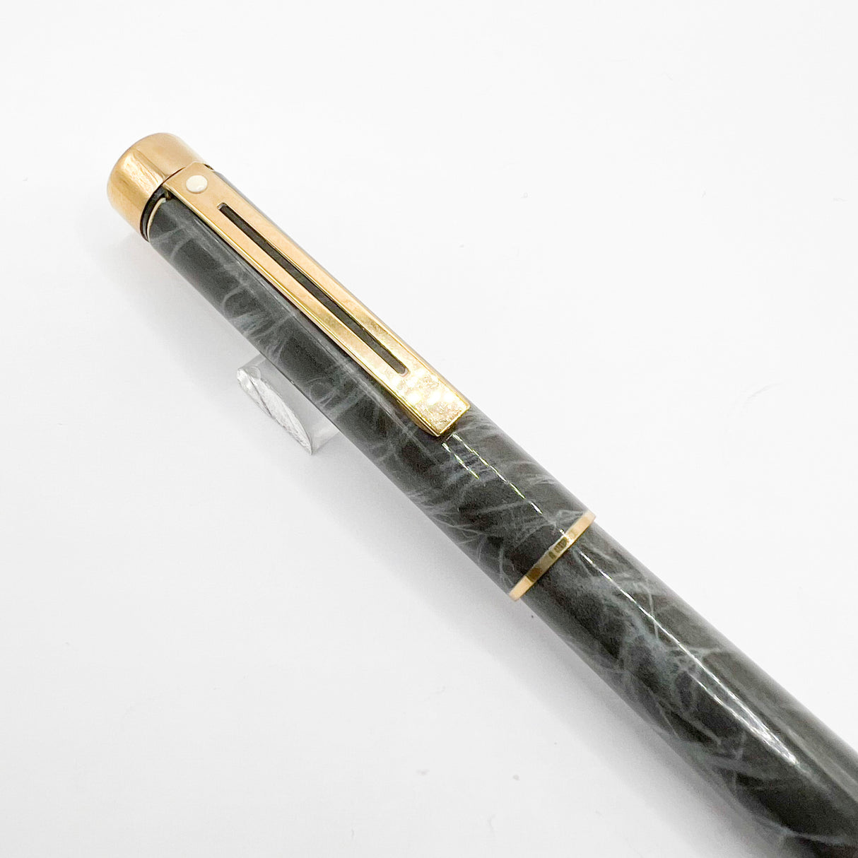 Sheaffer Full Size Targa Gray Ronce Fountain Pen - Fine  14kt Kt Gold Nib