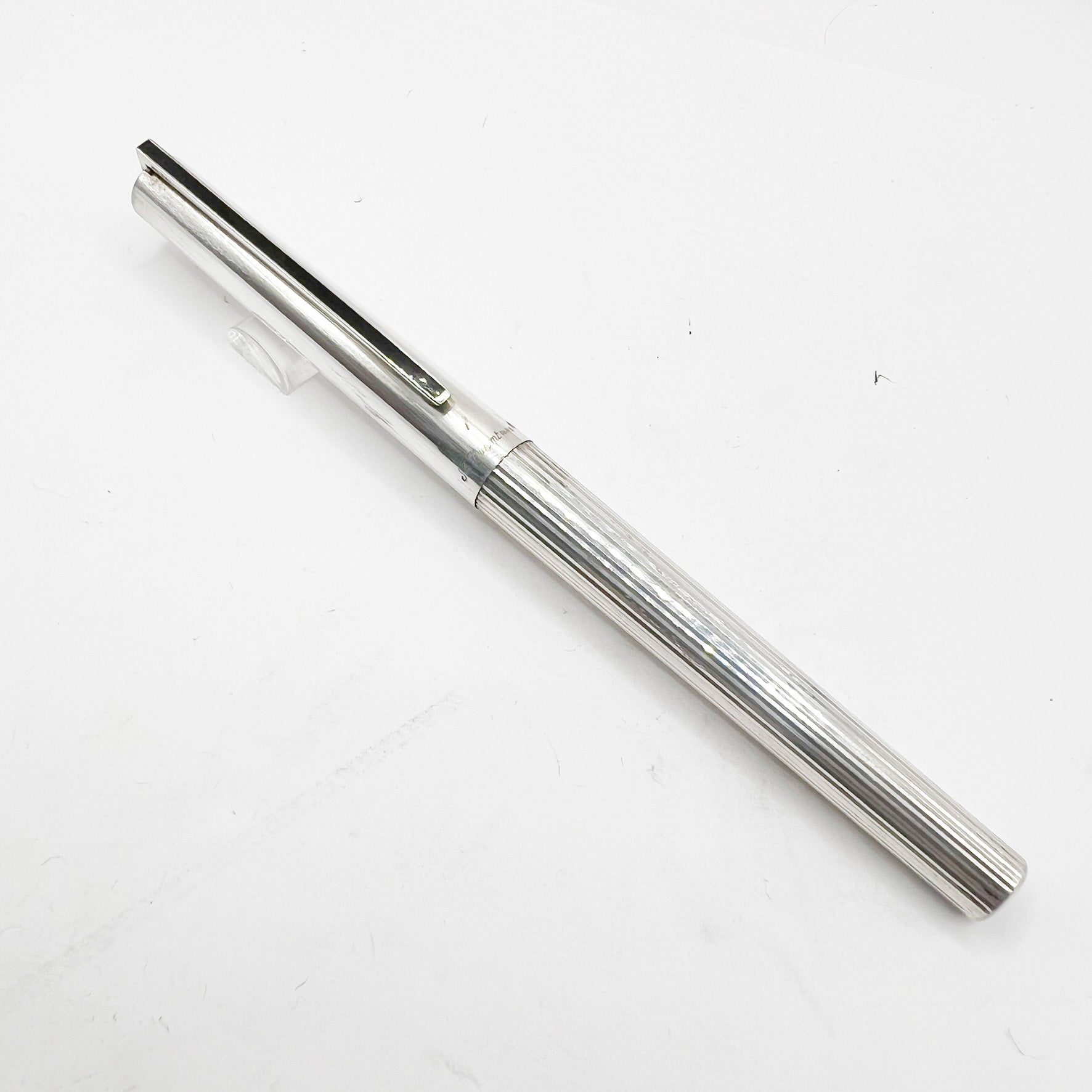 S.T. Dupont Sterling Silver - Smooth Cap/Fluted Barrel Classic