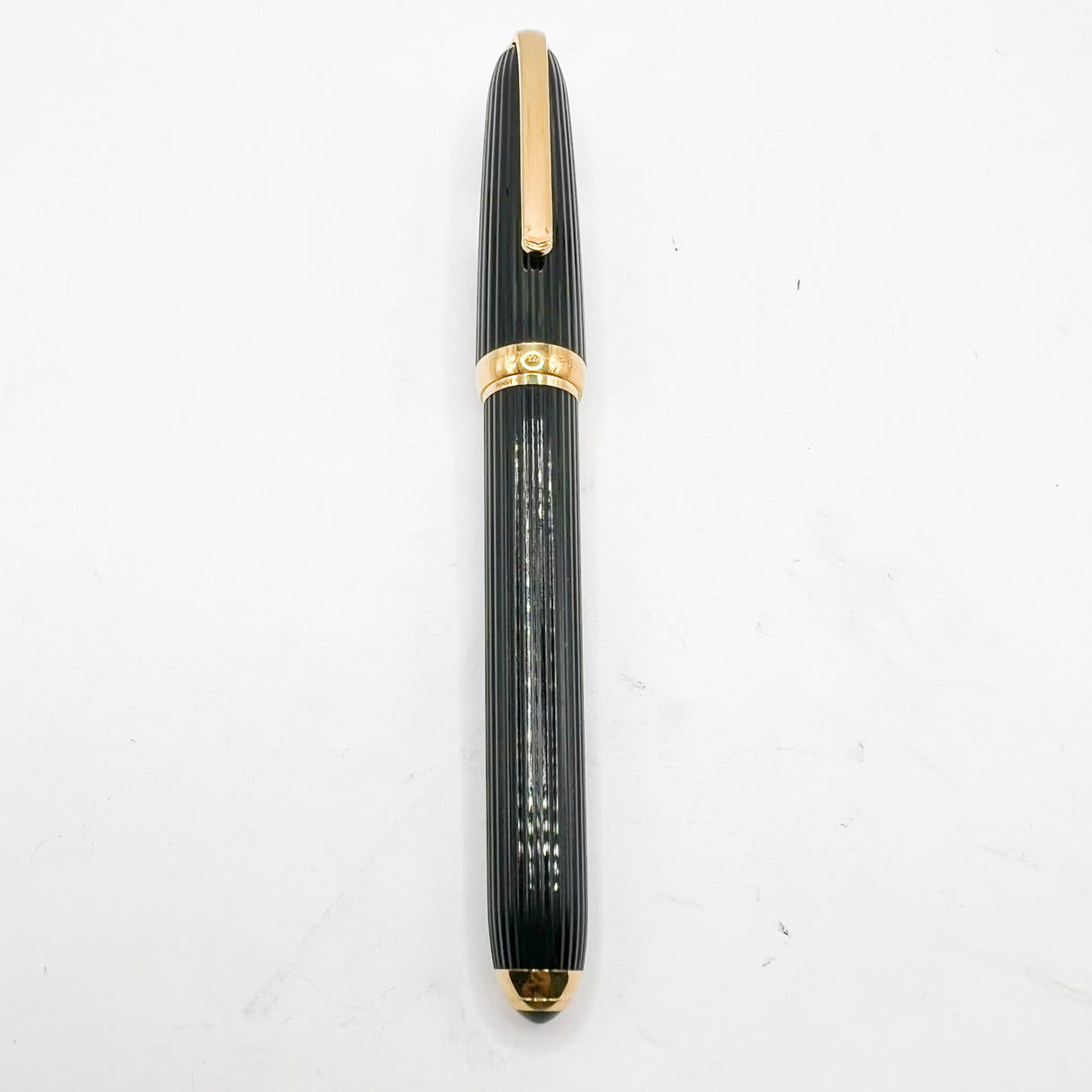 Cartier - Louis Cartier Black Fluted Rollerball - Gold-Plated Trim