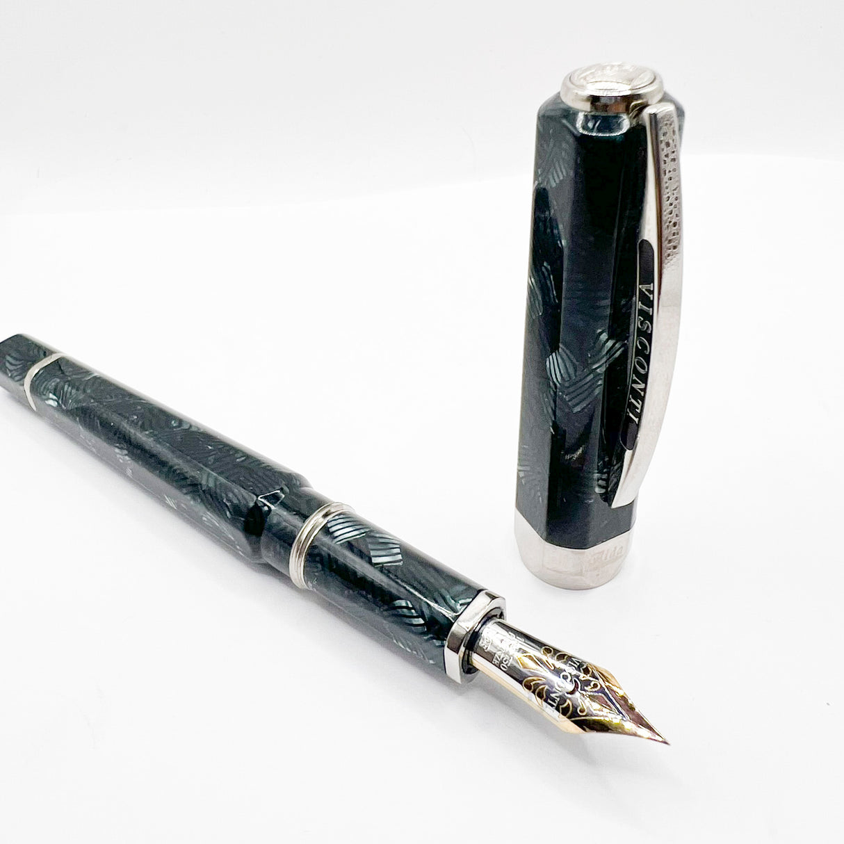 Visconti Aida Celluloid Limited Edition Facetted Fountain Pen - Extra Extra Fine(EEF) 18kt Gold Nib