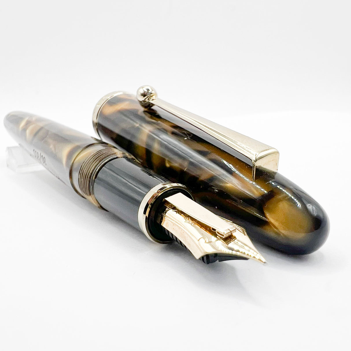 Sailor Imperial Magellan Style Limited Edition Fountain Pen for Levengers - Medium/Fine 14kt Gold EMPEROR Nib !!!!