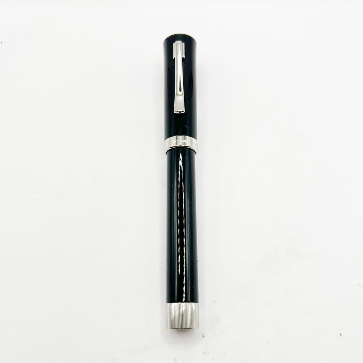 Graf von Faber Castell Smooth Black Intuition Fountain Pen  - Fine 18kt Gold Nib