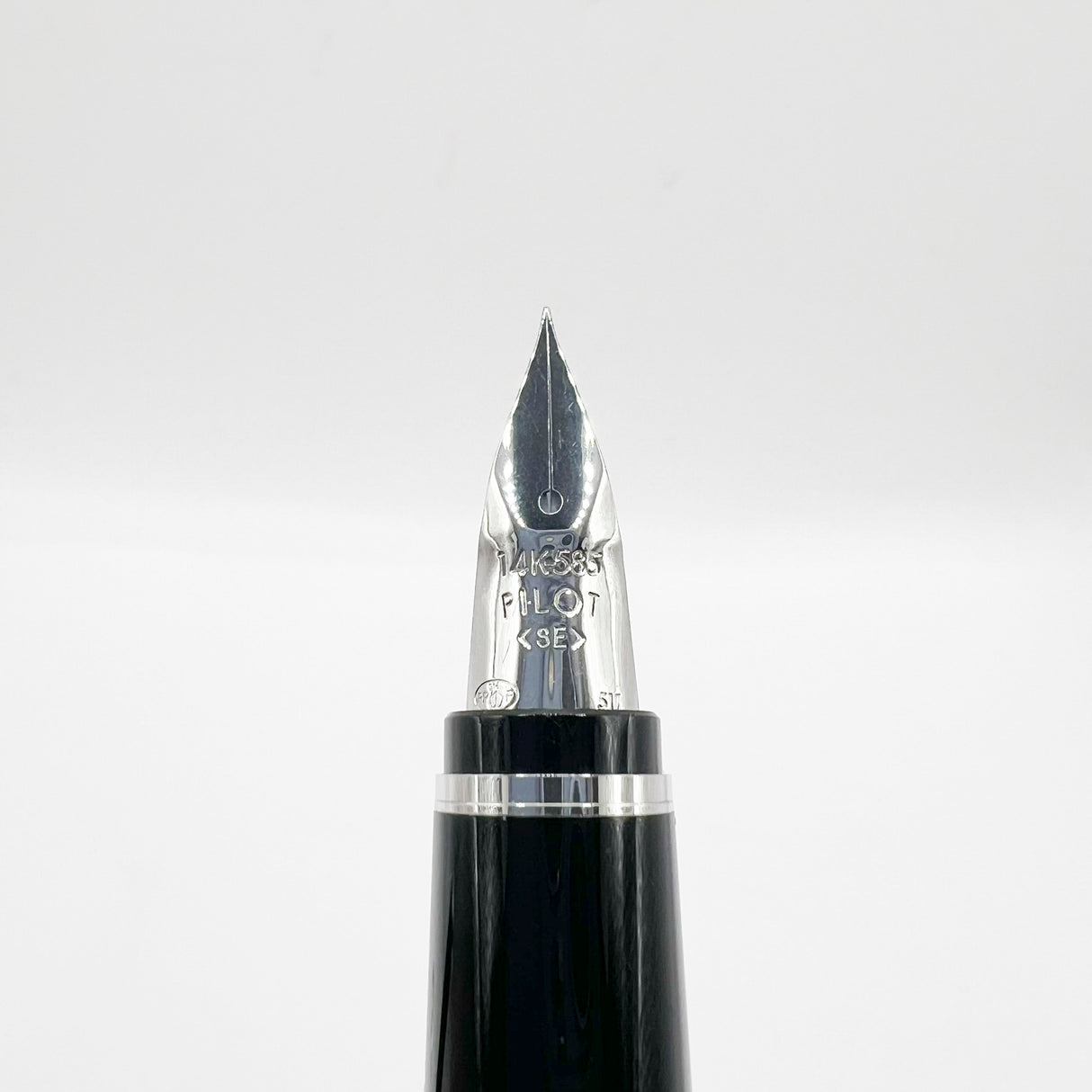 Pilot Falcon II Metal Black Fountain Pen - Semi-Flex Extra Fine 14kt Gold Nib