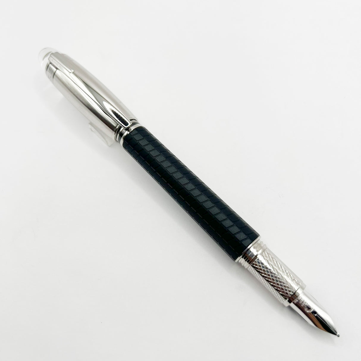 Montblanc Starwalker Doue Spirit of Racing Fountain Pen - Medium 14kt Gold Nib