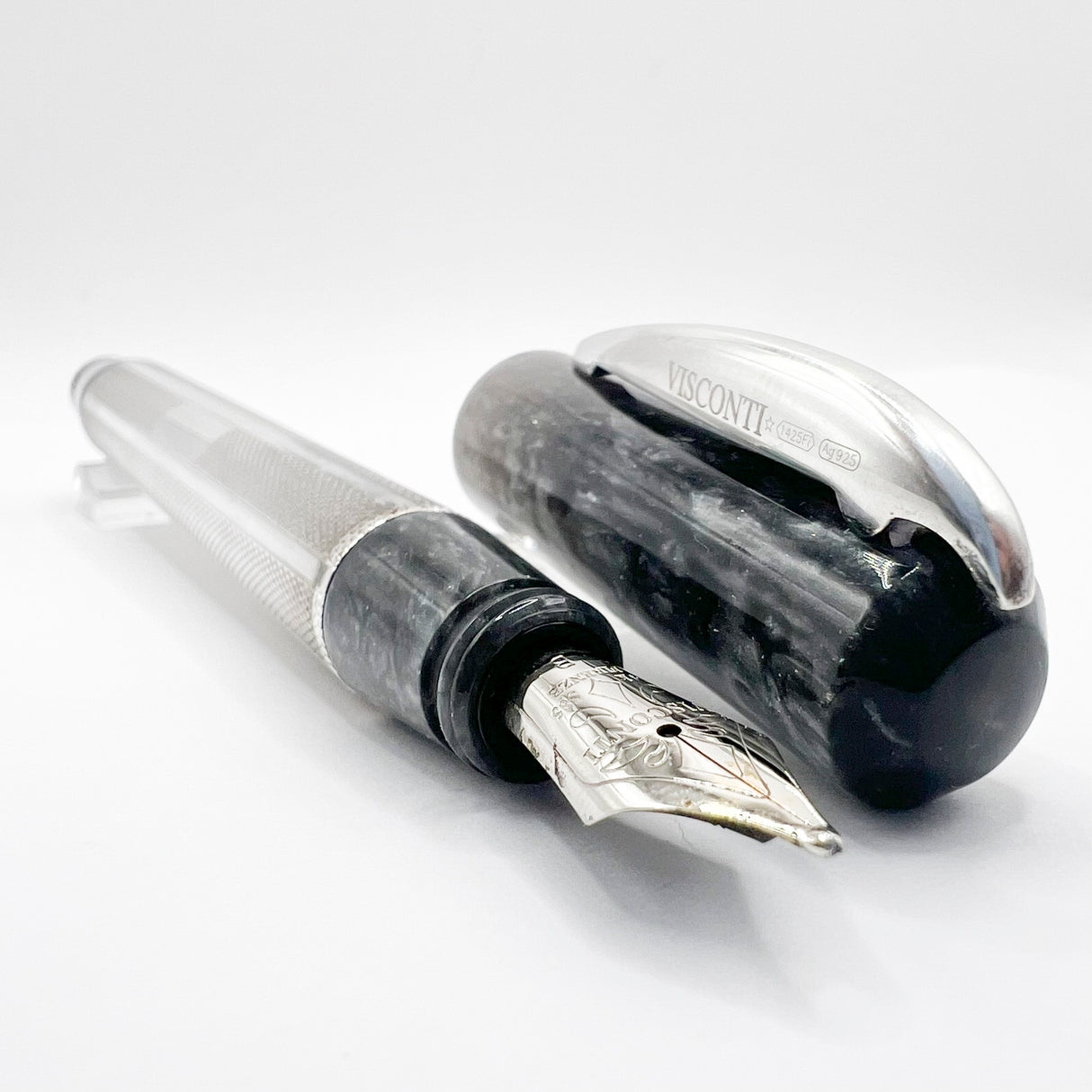 Visconti Rinascimento Stardust Grey Fountain Pen -   Broad 14kt Gold Nib