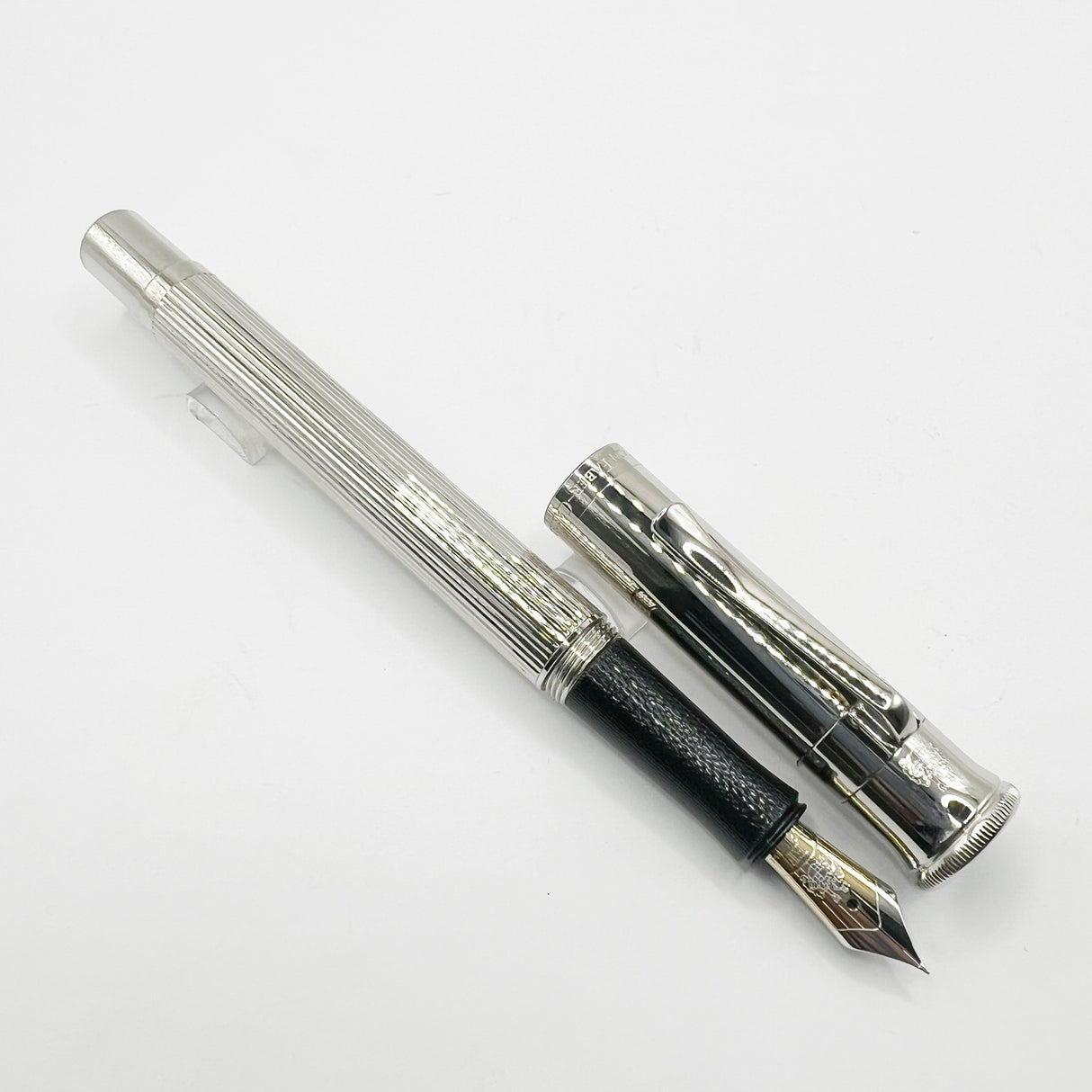 Graf von Faber Castell Platinum-Plated Classic Fountain Pen - Extra Fine 18kt Gold Nib
