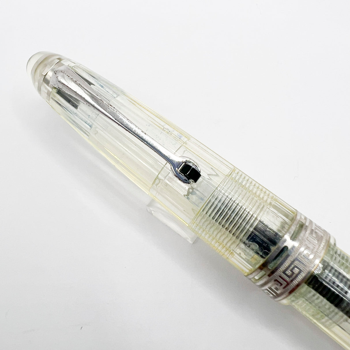 OMAS Ogiva Transparent Fluted Demonstrator Fountain Pen- Medium 18kt Gold Nib