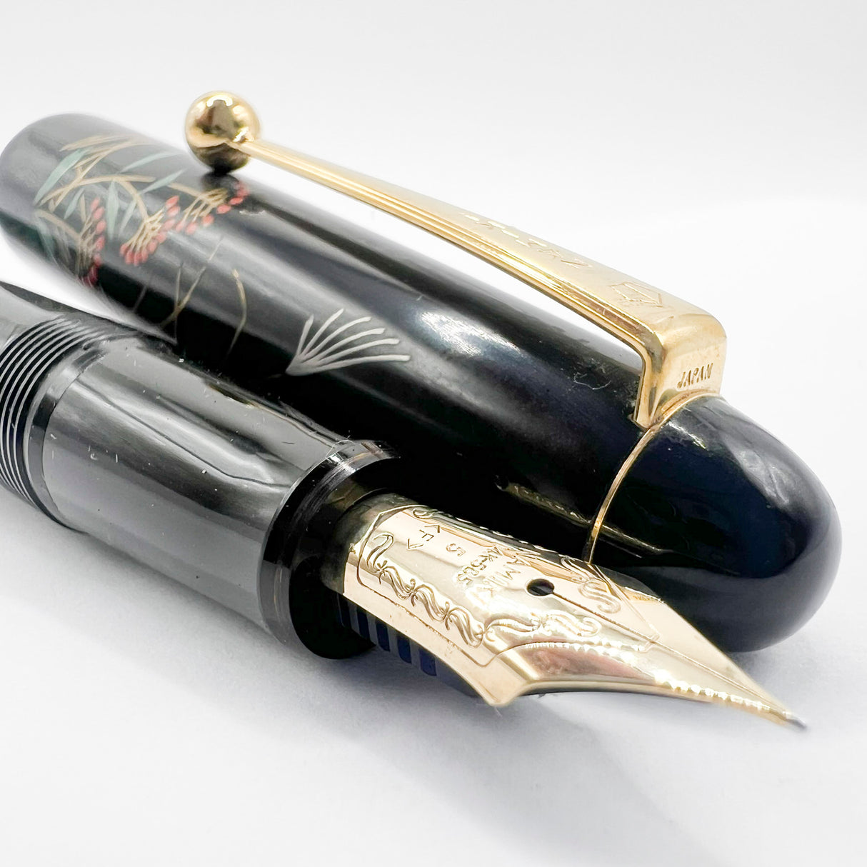 Pilot Namiki Nippon Art Wildflowers Fountain Pen  - Fine 14kt Gold Nib