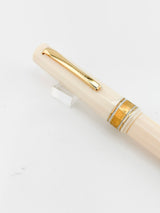 OMAS Ivory Vegetal Resin Bibliotheque Nazionale Fountain Pen - Medium 18kt Gold Nib